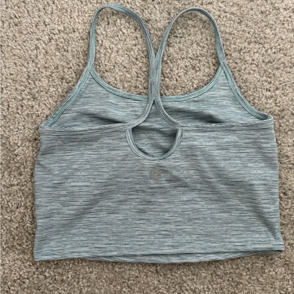 Active Crop Top - Picture 2 of 2